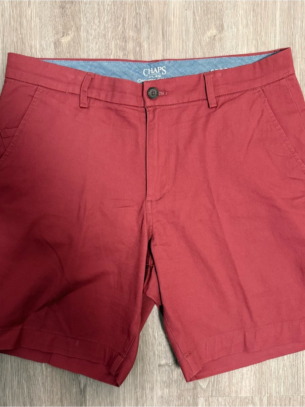 Chaps Men's Maroon Flat Front Cotton-Blend Dress shorts